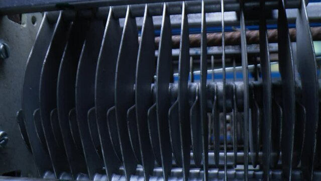 Variable Capacitor Of An Old Military Radio Into A Submarine