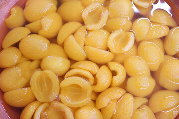 アプリコットのシロップ漬け、デザート