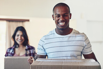 Moving, box or portrait of happy couple in dream home for property, sale or invest success. Real estate, mortgage or face of excited people in new house smile for loan, ownership or housing milestone - obrazy, fototapety, plakaty