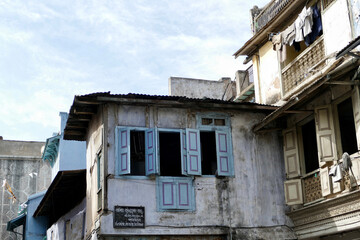 Fototapeta na wymiar Alleyway in the old town of Ahmedabad, India