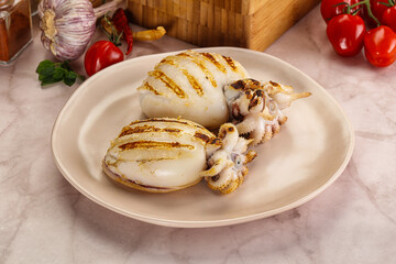 Grilled cuttlefish in the plate