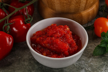 Fresh tomato puree pasta sauce