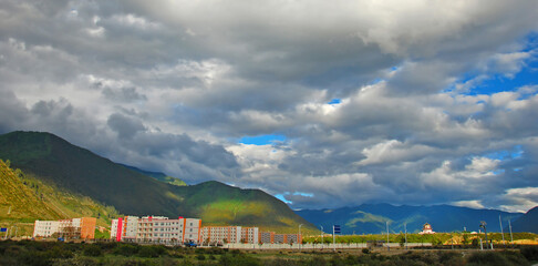 Naklejka premium Linzhi city in Tibet