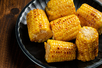 焼きとうもろこし