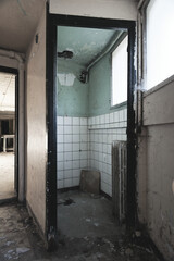 Urbex bâtiment abandonné, Sanatorium en ruine. - obrazy, fototapety, plakaty