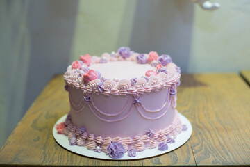 cake with roses, lambeth style cake