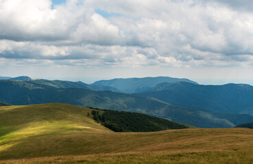 Fototapeta na wymiar Wild Southern Carpathians in Romania - view during trekking in Valcan mountains