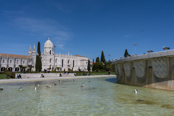 Fountain in front of Jeronimos Monastery in Lisbon, Portugal - 756736554