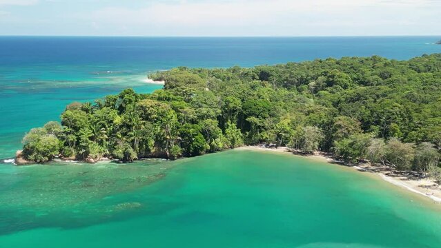 Puerto viejo, limon, playa uva, playa uvita, costa rica