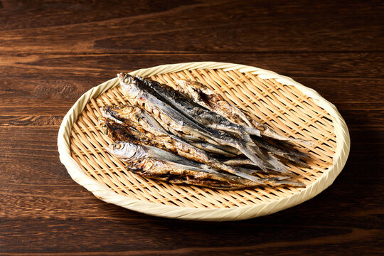 長崎産の焼きあご出汁、日本の伝統的な出汁で和食に使われます
