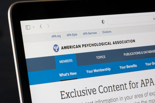 Sunnyvale, CA, USA - May 2, 2022: Homepage of the American Psychological Association (APA), a scientific and professional organization that represents psychologists in the U.S., is seen on a computer.