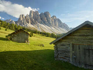Obraz premium Geisler Gruppe von der Gampenalm, Südtirol, Italien