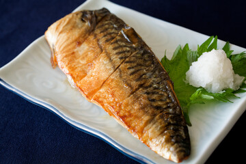 塩サバ焼き