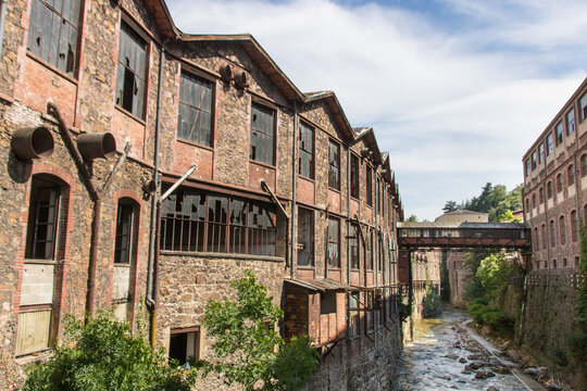 usine abandonnée à Annonay en Ardèche