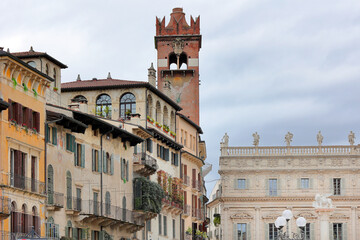 palazzi e torre in piazza delle erbe a verona veneto piemonte, palaces and tower in square of the erbe in verona veneto italy  - 757106987