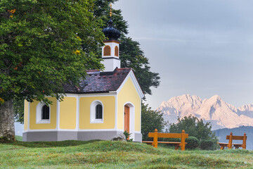 Kapelle Maria Rast auf den Buckelwiesen, Zugspitze, Krün, Bayern, Deutschland