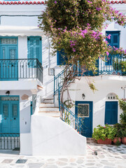 Traditional greek house on island - 757221322