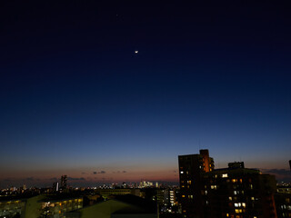 名古屋都心の夜景と綺麗な青空の風景