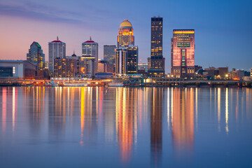 Louisville, Kentucky, USA. Cityscape image of Louisville, Kentucky, USA downtown skyline with reflection of the city the Ohio River at spring sunrise. - 757293183