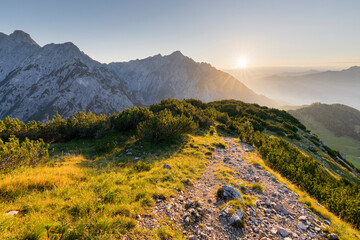 Blick vom Hundkopf in den Karwendel, Inntal, Tirol. Österreich