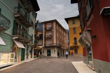 Fototapeta na wymiar Malcesine village view with narrow roads during out of season time