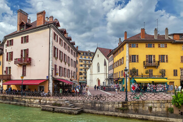 Fototapeta na wymiar Historical houses in Annecy, France