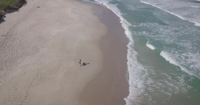 Surf Praia Mole Floripa Florianopolis Esporte Vida Radical Aqu&aacute;tico &Aacute;gua Mar Surfista Oceano Atl&acirc;ntico Prancha Galheta Ol&iacute;mpico Paisagem Tropical Ver&atilde;o Ilha Santa Catarina Areia Atividade Drone Mar