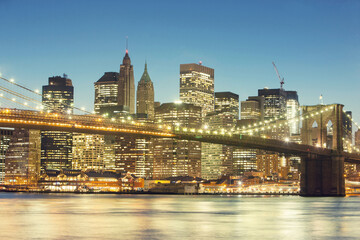 Dusk Over New York Bridges: Tilt  Shift (4K Ultra HD)