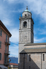 Fototapeta na wymiar Tourist destination small medieval village of Bellagio with hilly narrow streets and luxurious villas, holiday destination on Lake Como, Italy