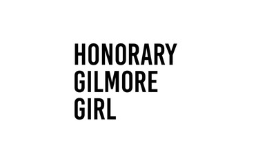 Fototapeta na wymiar honorary gilmore girl