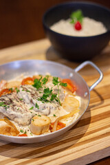 Comida Brasileira Típica Restaurante Feijoada Carne Tilápia Risotto Macarrão Legumes Filé Mignon Fettucine Salada Ceasar Pastelzinho Caldo de Mandioca Frios Dado de tapioca Drinks Coquetéis Brasileiro