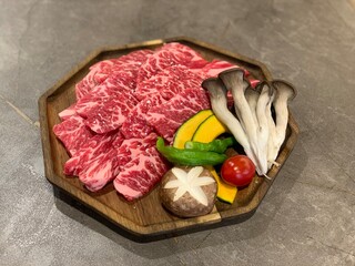 소고기 식당 생고기 야채 채소 모둠