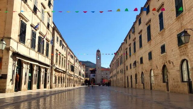 Historic esplanade. Stradun esplanade. Historic old town. UNESCO World Heritage site. Placa esplanade. Dubrovnik, Croatia. Europe.