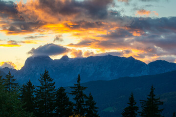 Reiter Alm in den Berchtesgadener Alpen im Sonnenuntergang