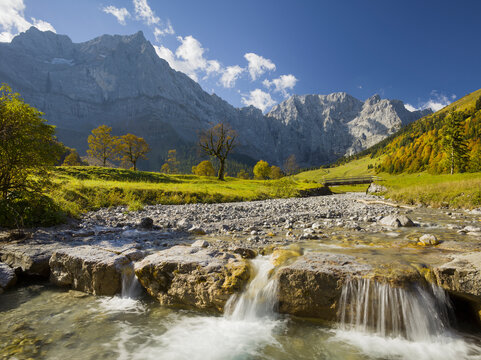 Spritzkarspitze, Dreizinkenspitze, Enger-Grund-Bach, Gro&szlig;er Ahornboden, Engalm, Karwendel, Tirol, &Ouml;sterreich