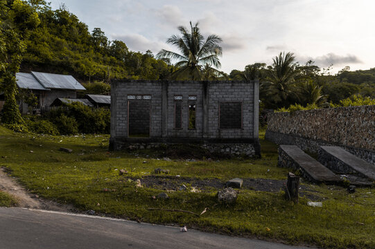 Abandoned Building in Tropical Rural Setting, Lombok, Indonesia, Asia