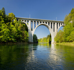 Fototapeta na wymiar Viadukt über die Orbe, Vallorbe, Waadt, Schweiz