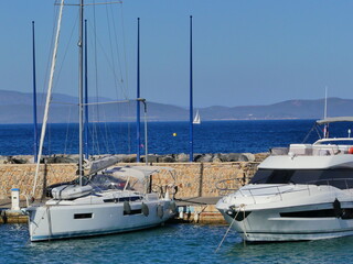 Fototapeta premium Port avec bateaux en Côte d'Azur