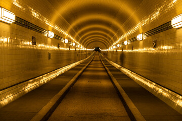 Fototapeta premium Alter Elbtunnel in Hamburg