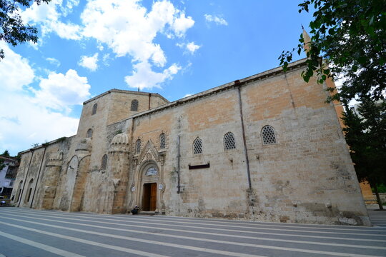 Silvan Grand Mosque in Diyarbakir, Turkey.