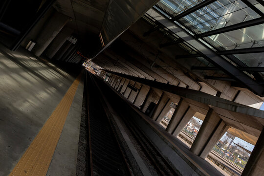 Esta&ccedil;&atilde;o Campanh&atilde; - Porto