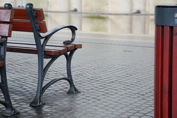 bench at the station