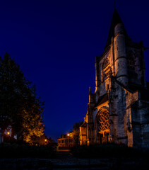 Une église a l'heure bleu