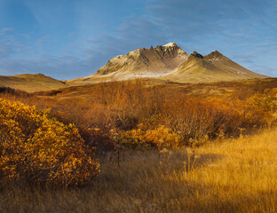 Fototapeta premium Kristinartindar, Skaftafell, Ostisland, Island