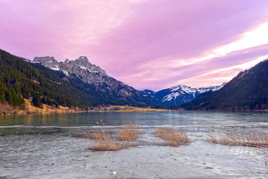 Der Haldensee im Tannheimer Tal in Tirol (&Ouml;sterreich)	