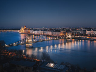 Chain Bridge and the Parliament in Budapest in blue hour