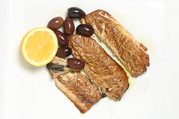 smoked mackerel fillets with lemon and olives - 758333979