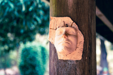 human face sculpture decor