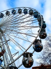 ferris wheel on a sunny day