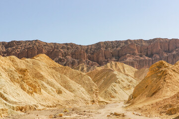 デスバレーの岩の壁